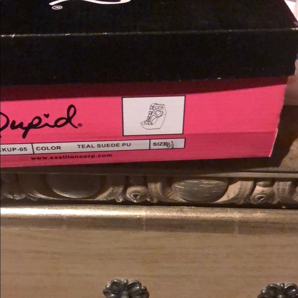 Wedges - Picture 4 of 5